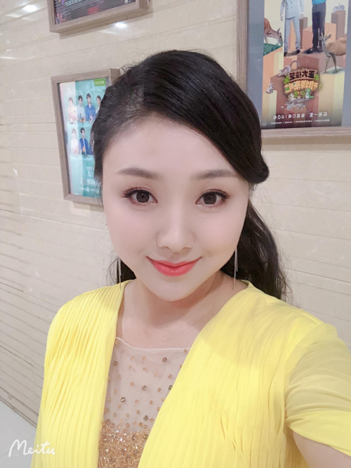 肖洋《放歌新时代》《心中的歌唱》喜迎中秋祝福大家团团圆圆